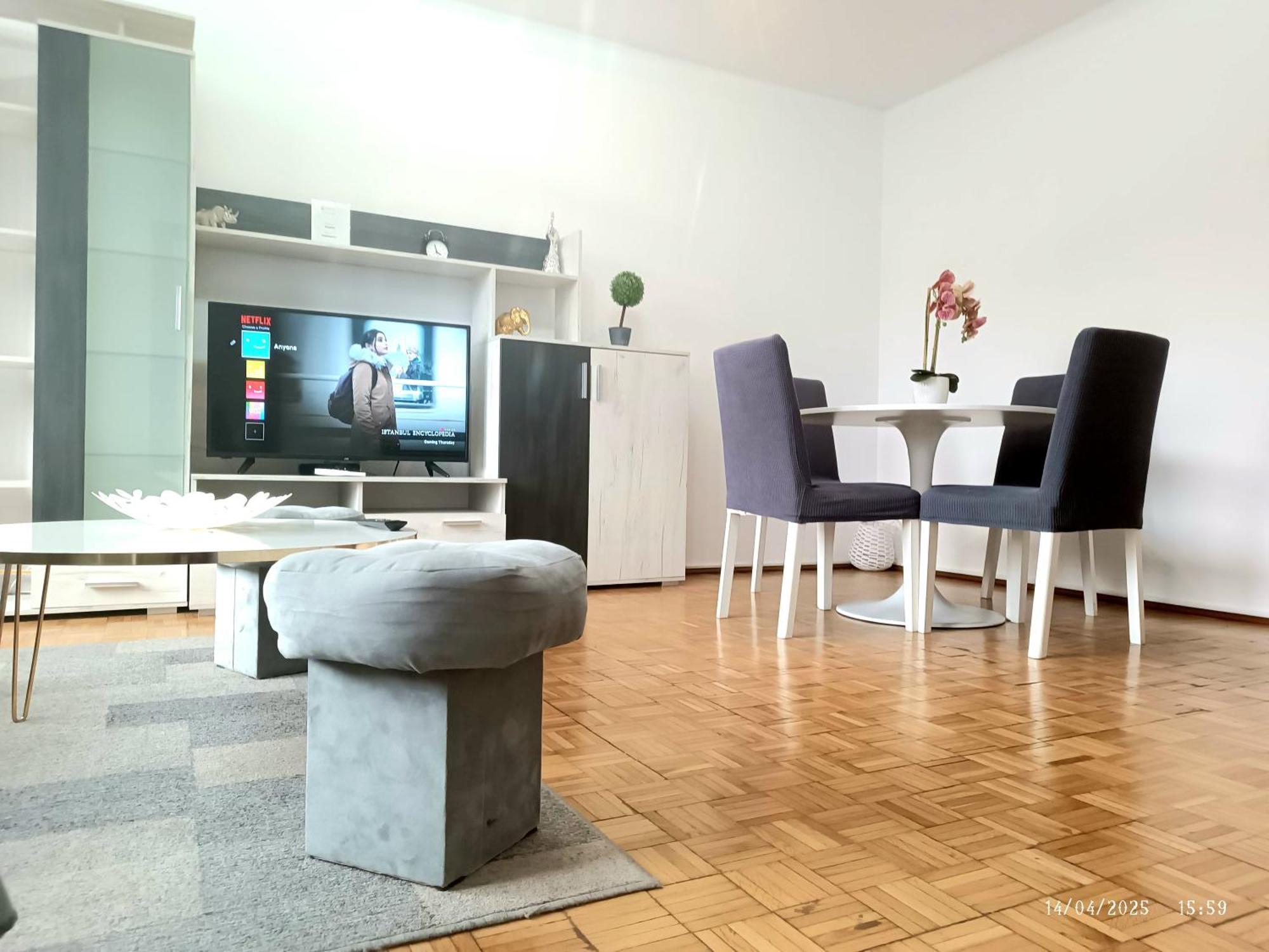 Chic Comfort 1Bdr With Landmark View - Concerthall Bukurešť Exteriér fotografie