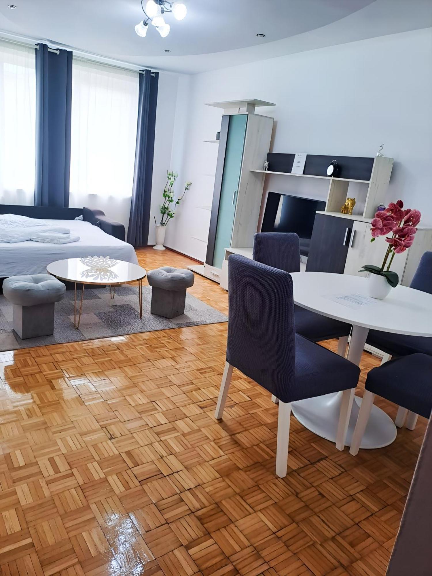 Chic Comfort 1Bdr With Landmark View - Concerthall Bukurešť Exteriér fotografie